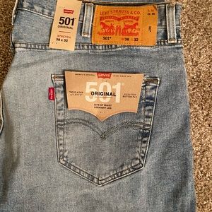 Levi’s 501 original stretch. 38 x 32